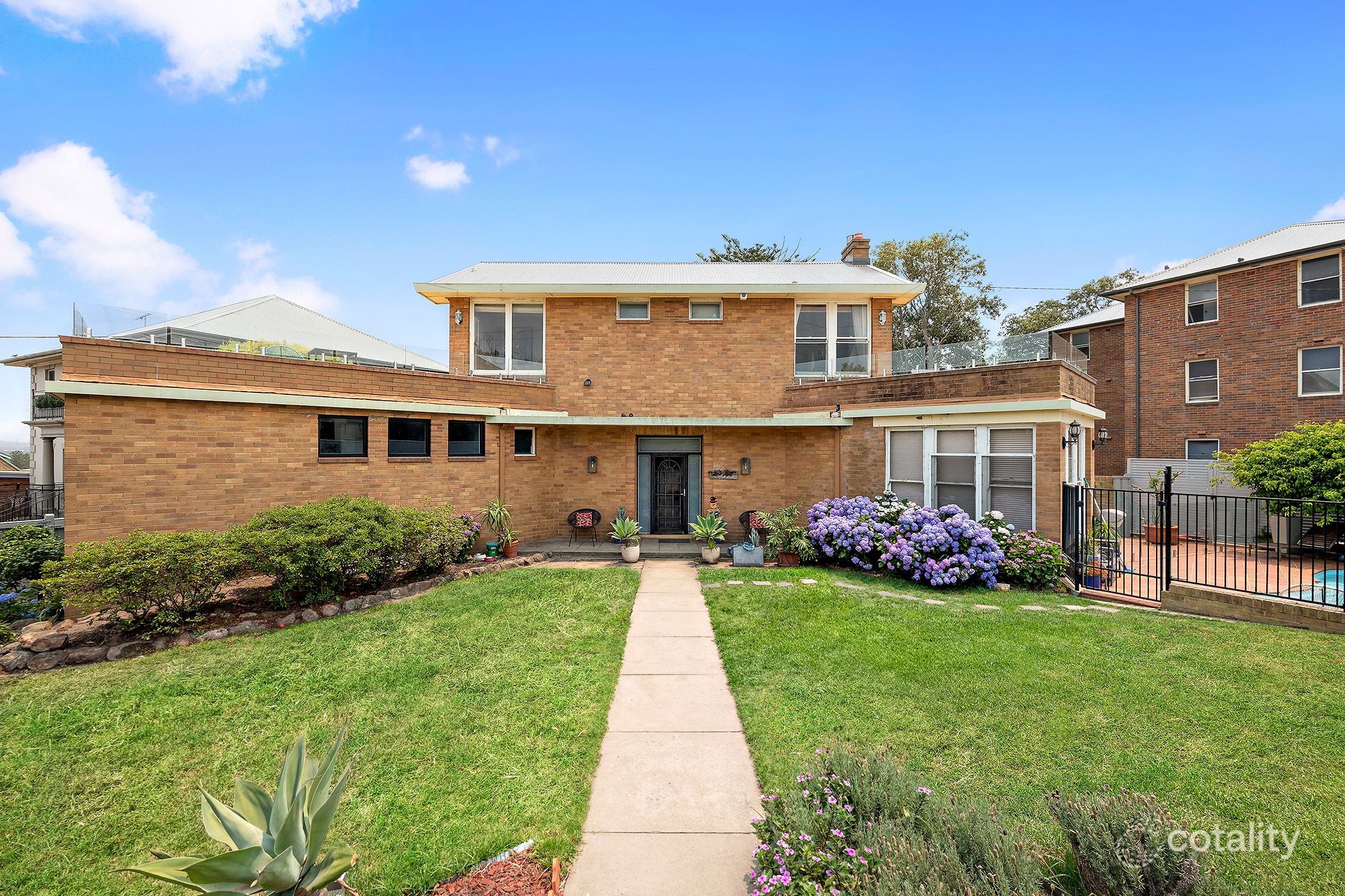 24 Fenton Ave, Bar Beach, NSW 2300