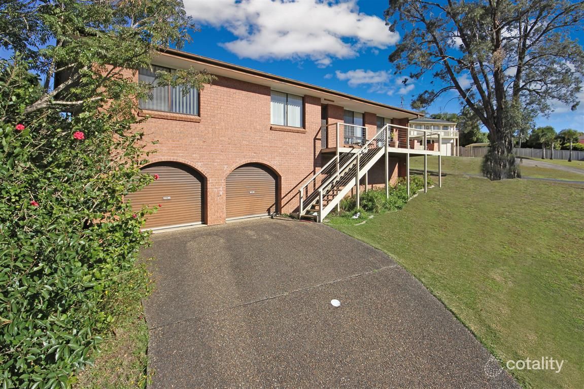 2 Lincoln Cres, North Batemans Bay, NSW 2536