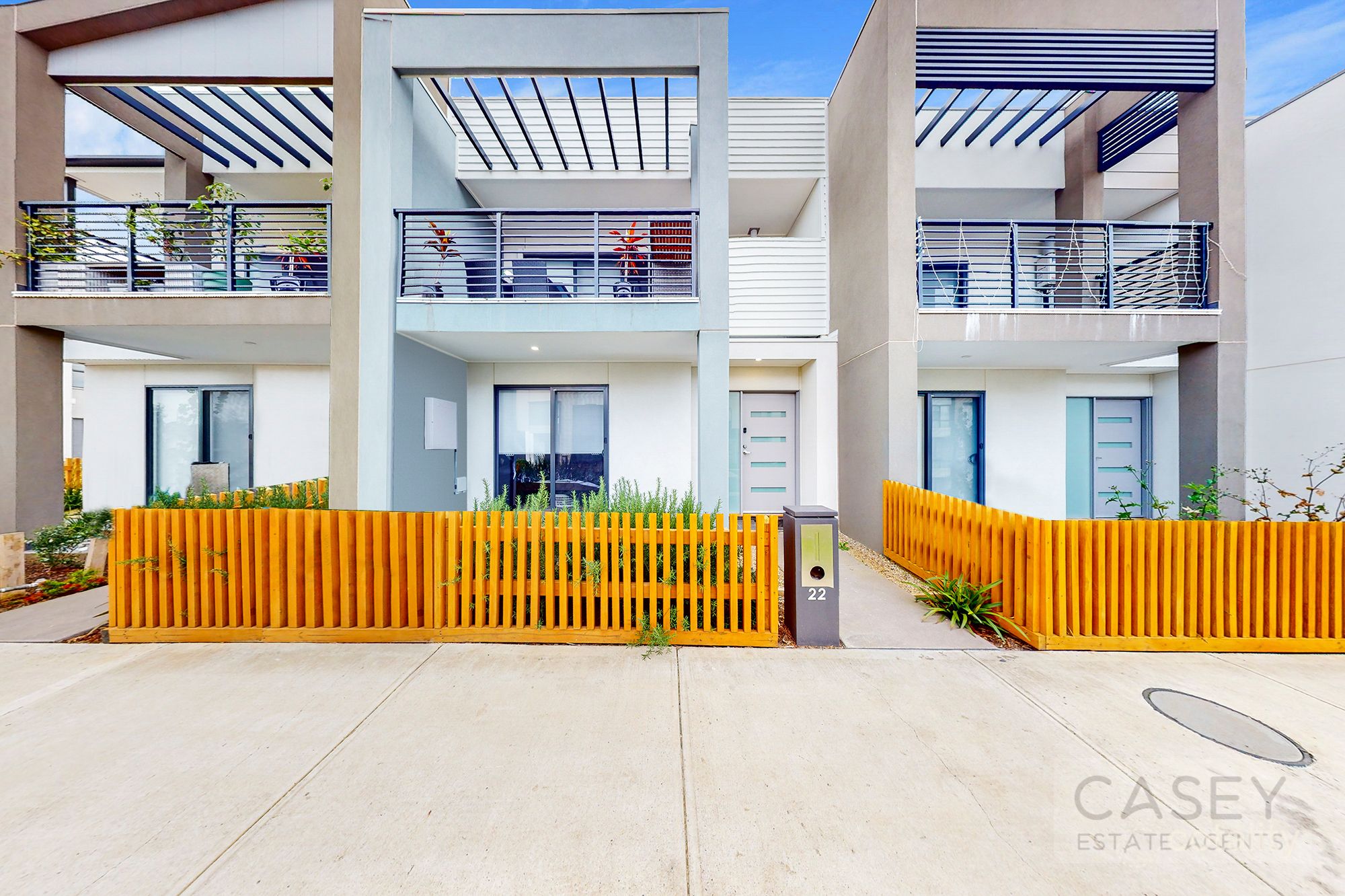 22 Lumeah Dr, Cranbourne West, VIC 3977