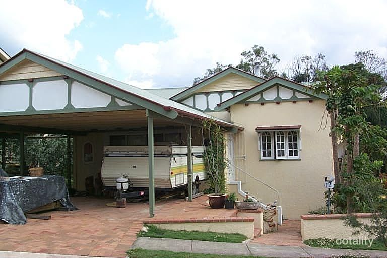 12 Hawthorne Ave, Ashgrove, QLD 4060