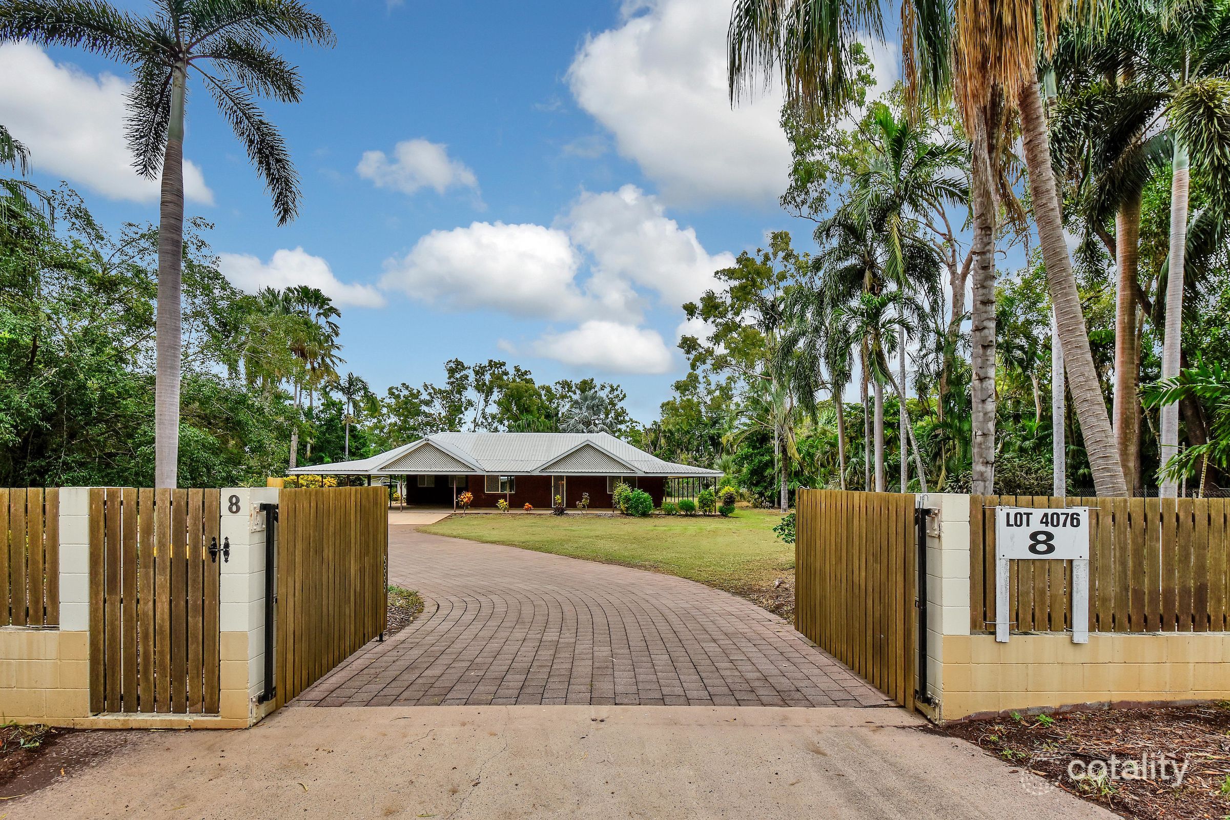 8 Brumby Ct, Marlow Lagoon, NT 0830