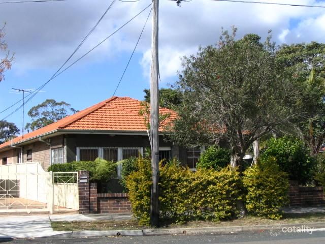 90 Florence Ave, Eastlakes, NSW 2018