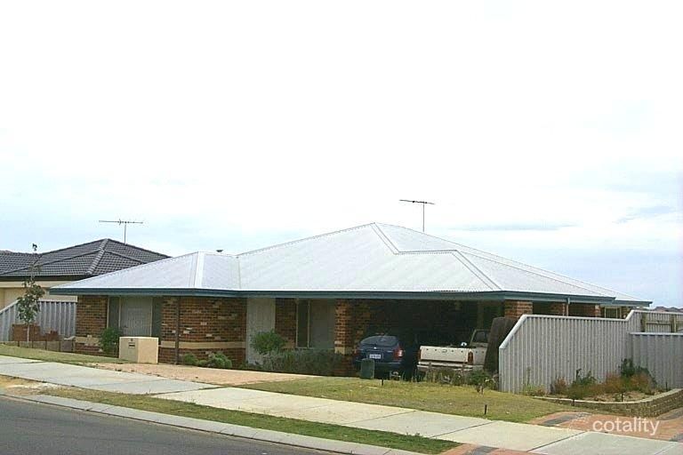 41 Macnaughton Cres, Kinross, WA 6028