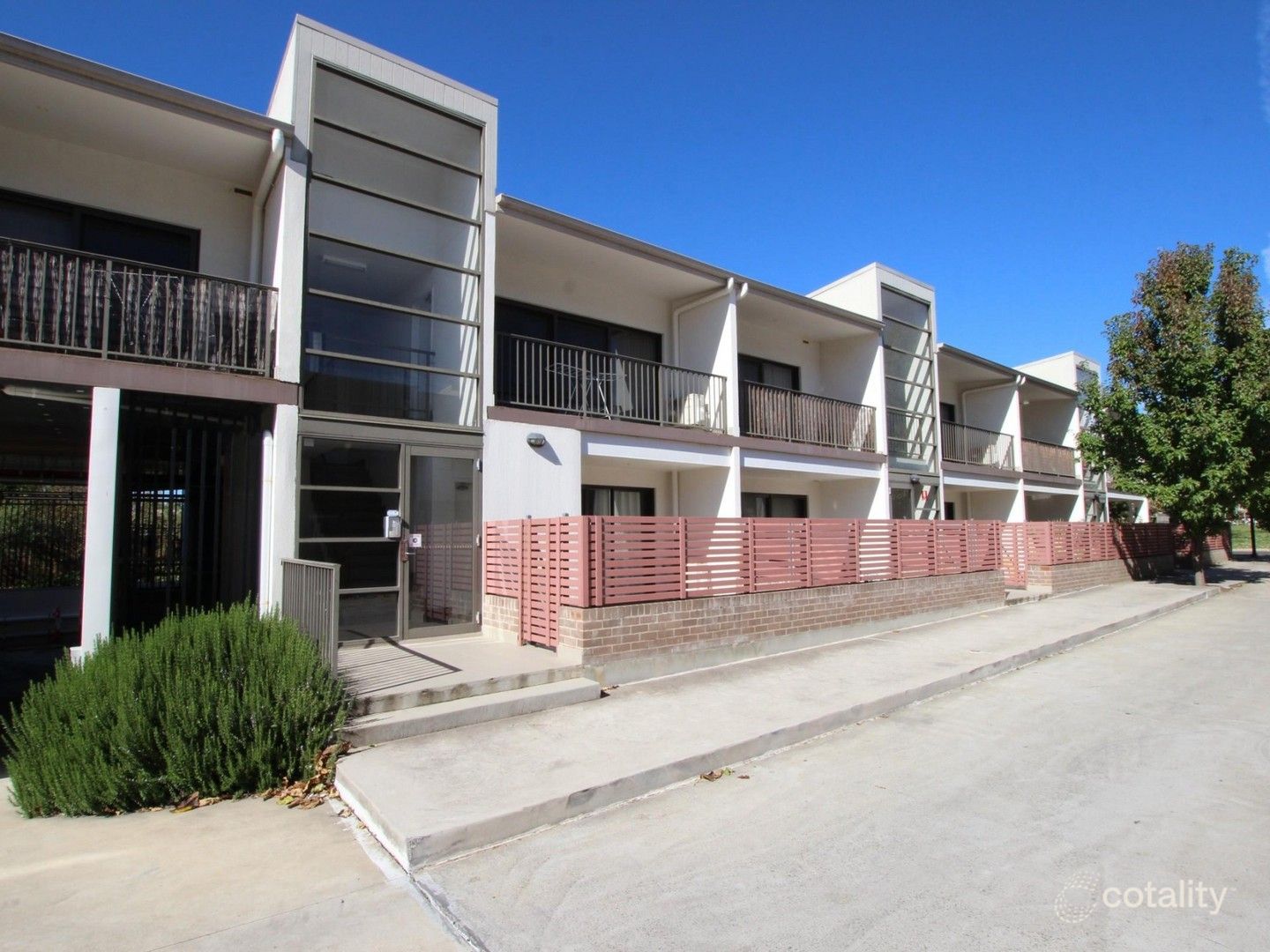 9/39 Jerrabomberra Ave, Narrabundah, ACT 2604