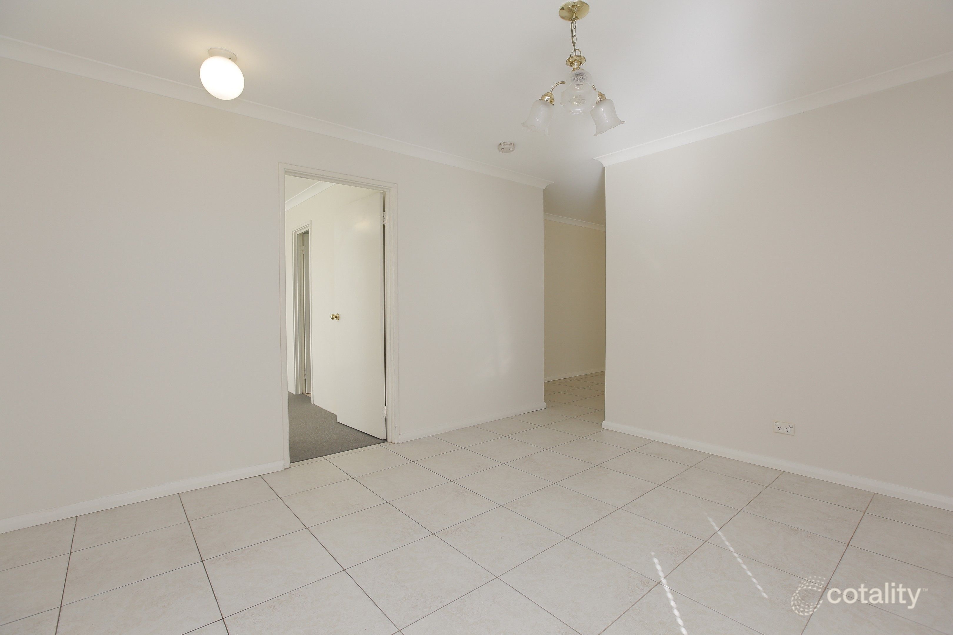 63 Central Rd, Rossmoyne, WA 6148