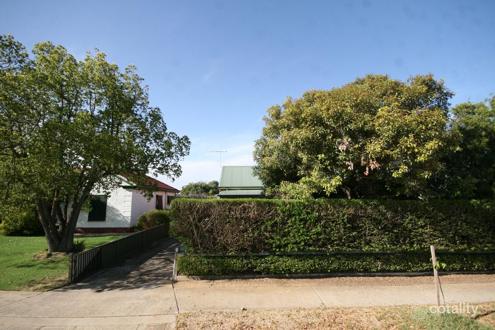 32 Fourth Ave, Ascot Park, SA 5043