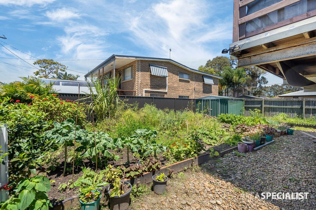 26 Warratina St, Labrador, QLD 4215