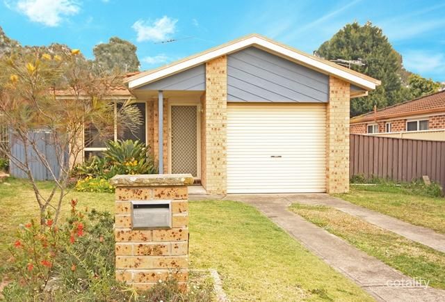 22 Briggs Pl, St Helens Park, NSW 2560