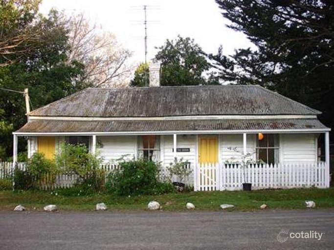 127 High St, Woodend, VIC 3442