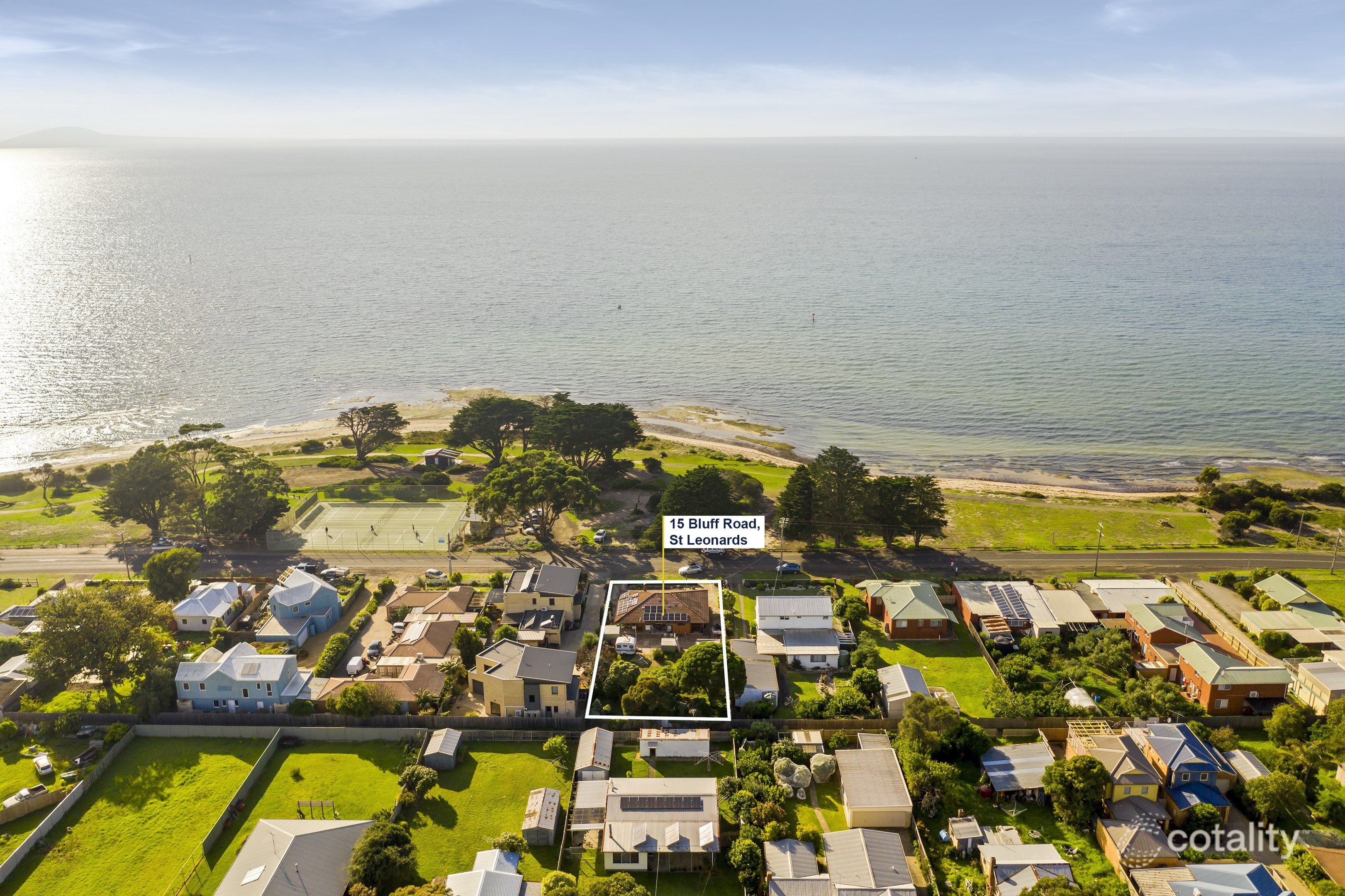 15 Bluff Rd, St Leonards, VIC 3223