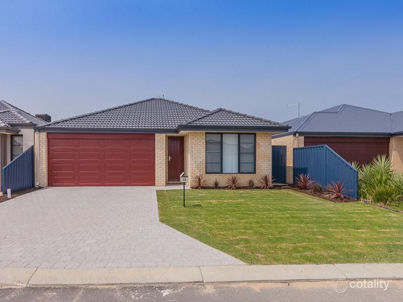 10 Chenin Ct, Pearsall, WA 6065