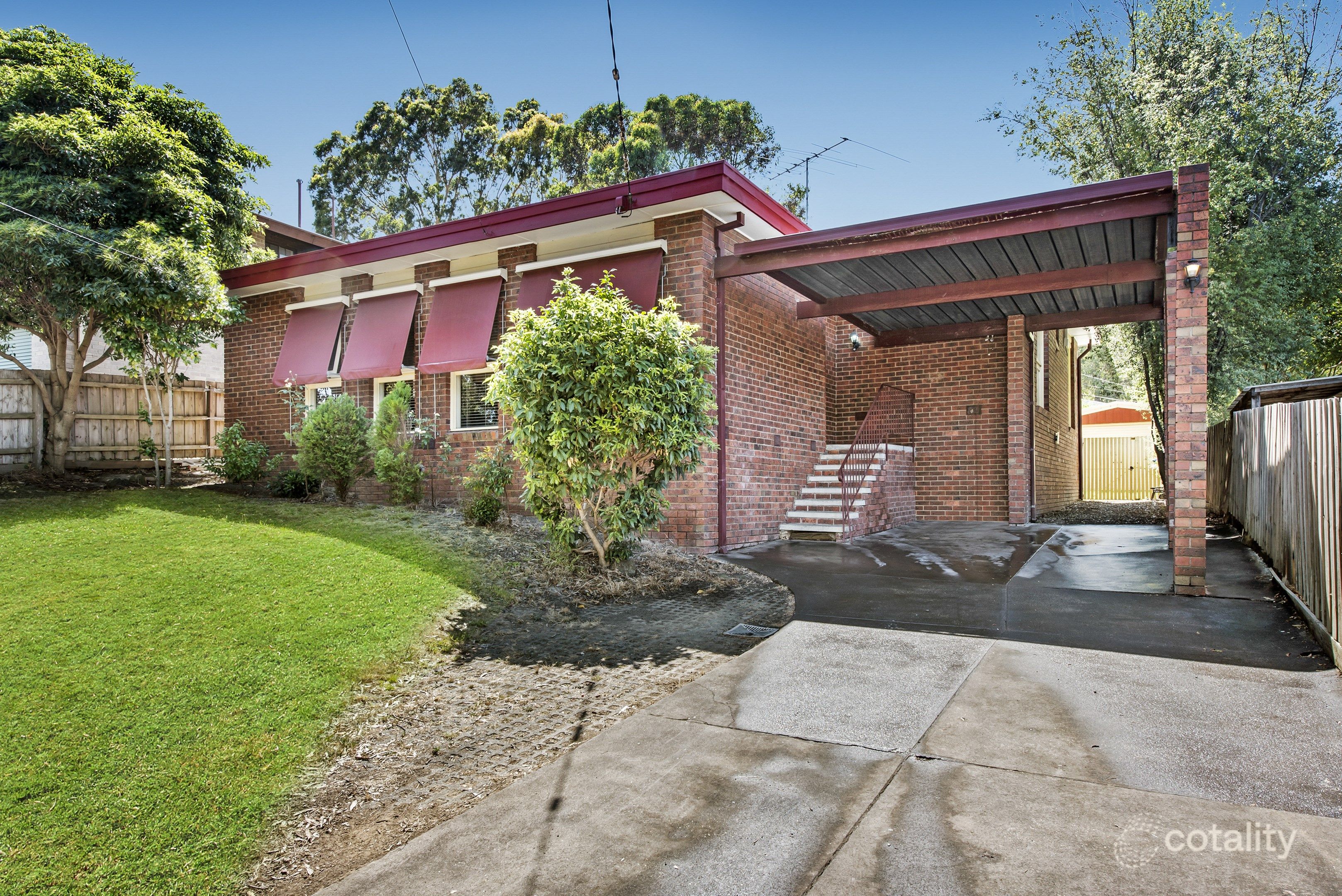 94 Daffodil Rd, Boronia, VIC 3155