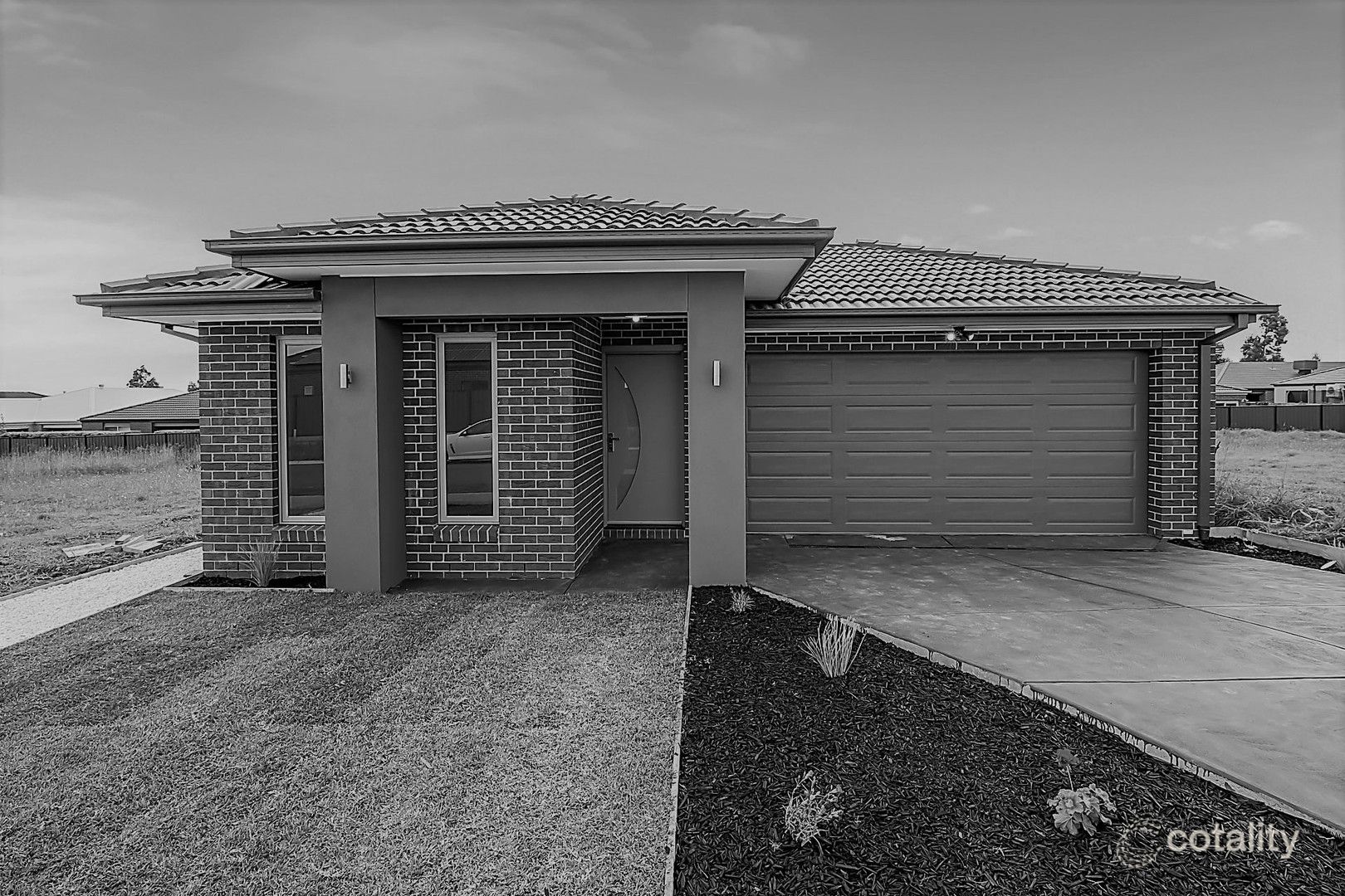 10 Salim Way, Clyde North, VIC 3978