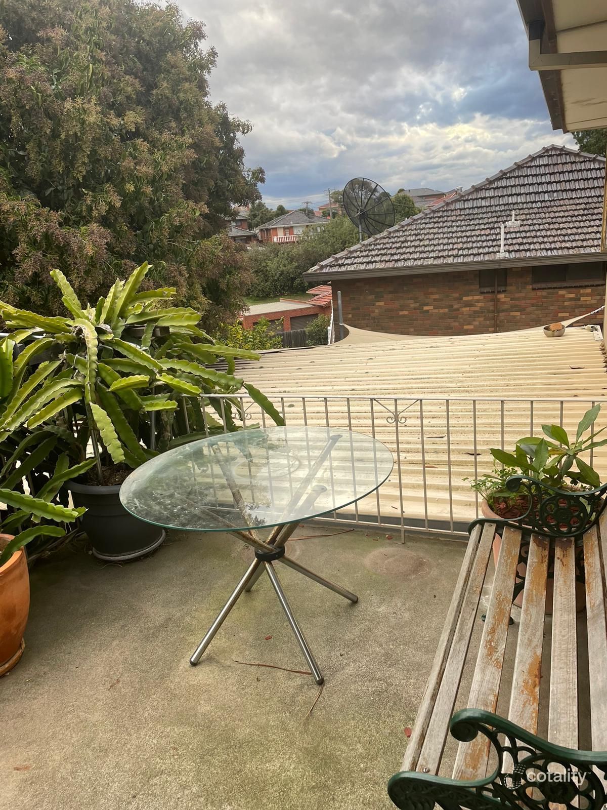 35 Riviera Rd, Avondale Heights, VIC 3034