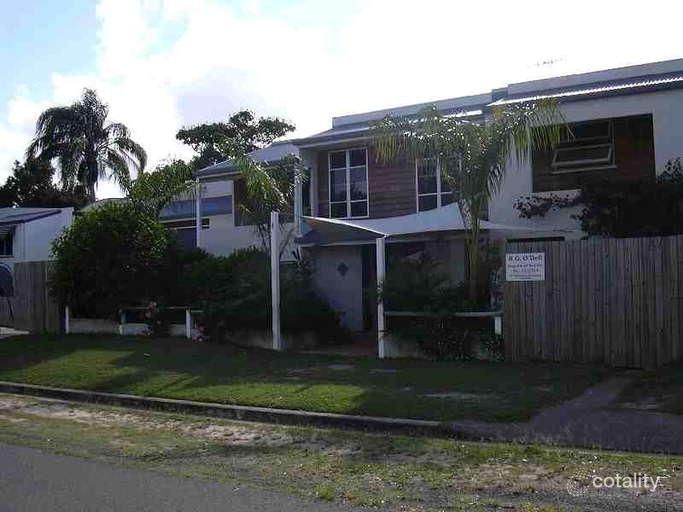 18 Thorburn St, Svensson Heights, QLD 4670