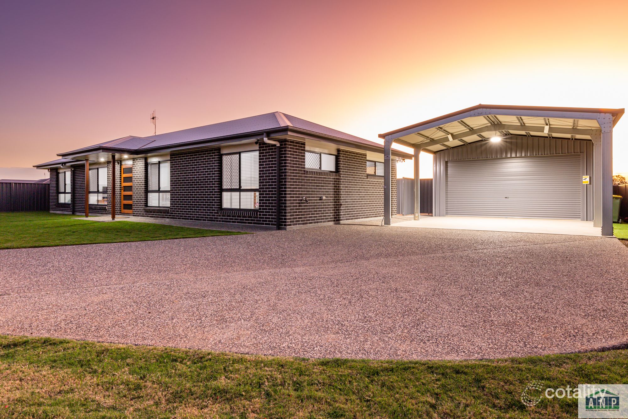 12 Parklands Dr, Branyan, QLD 4670