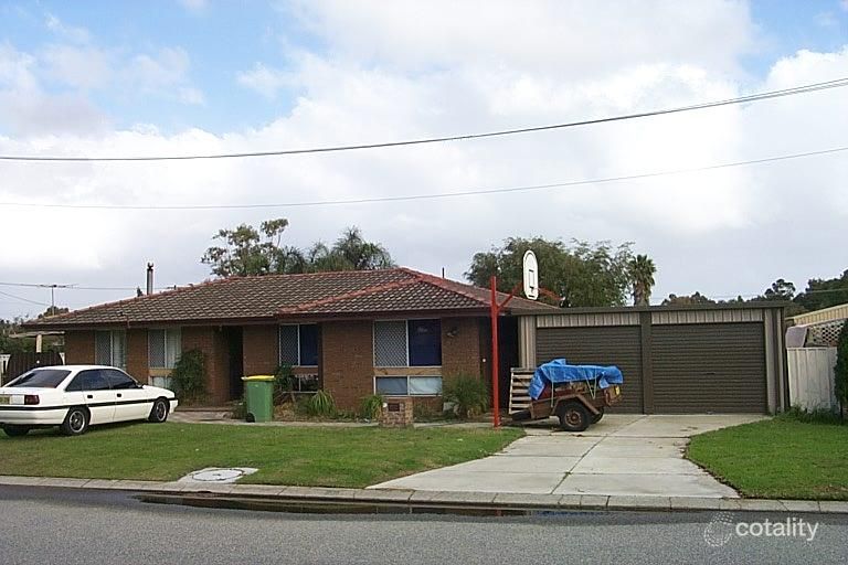 2 Hovea Pl, Maddington, WA 6109