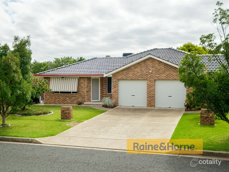 1/9 Illoura St, Hillvue, NSW 2340
