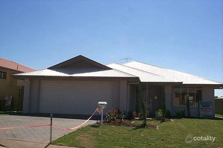 27 Woodglen St, Kuraby, QLD 4112