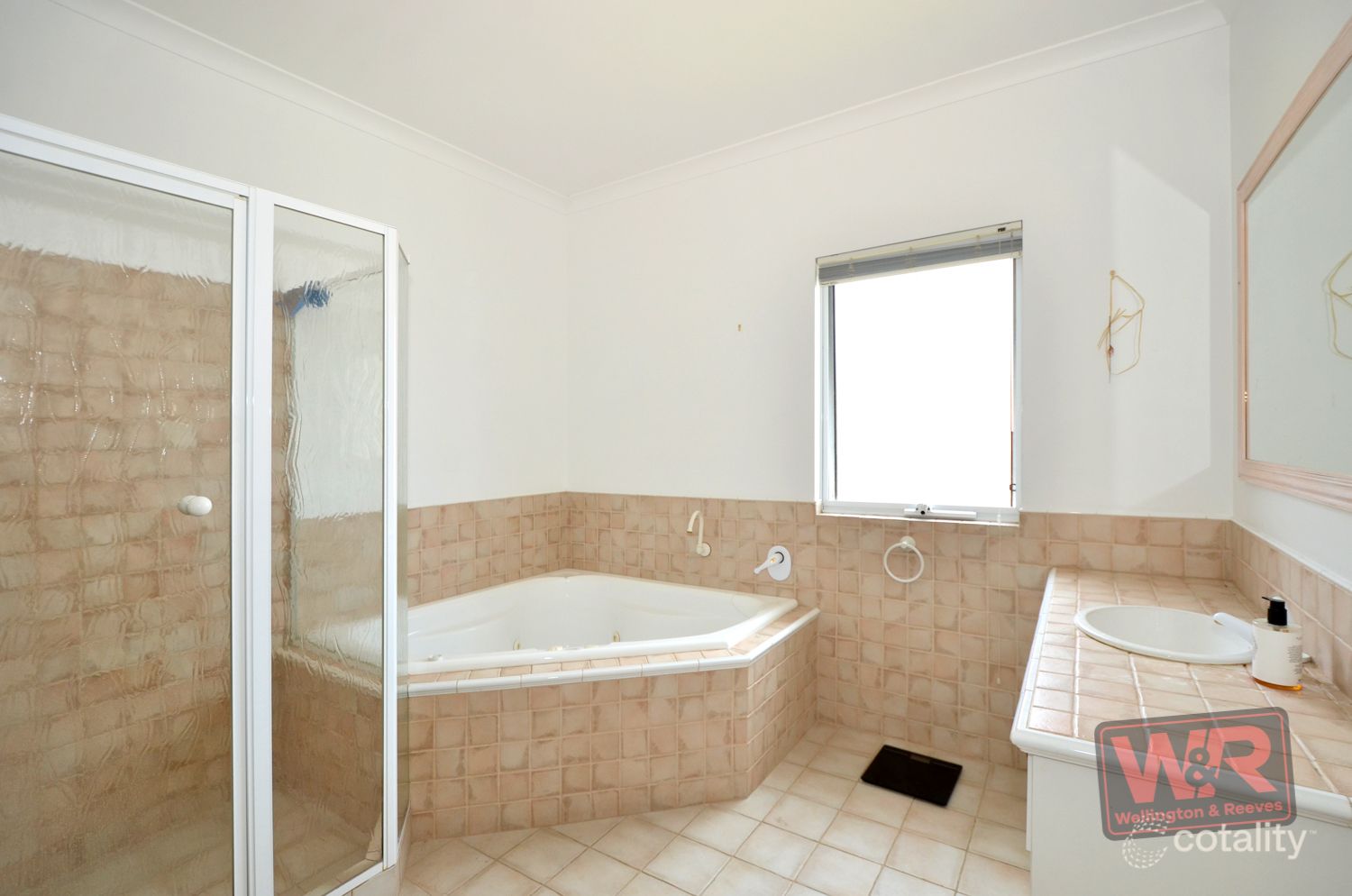 36 Wylie Cres, Middleton Beach, WA 6330