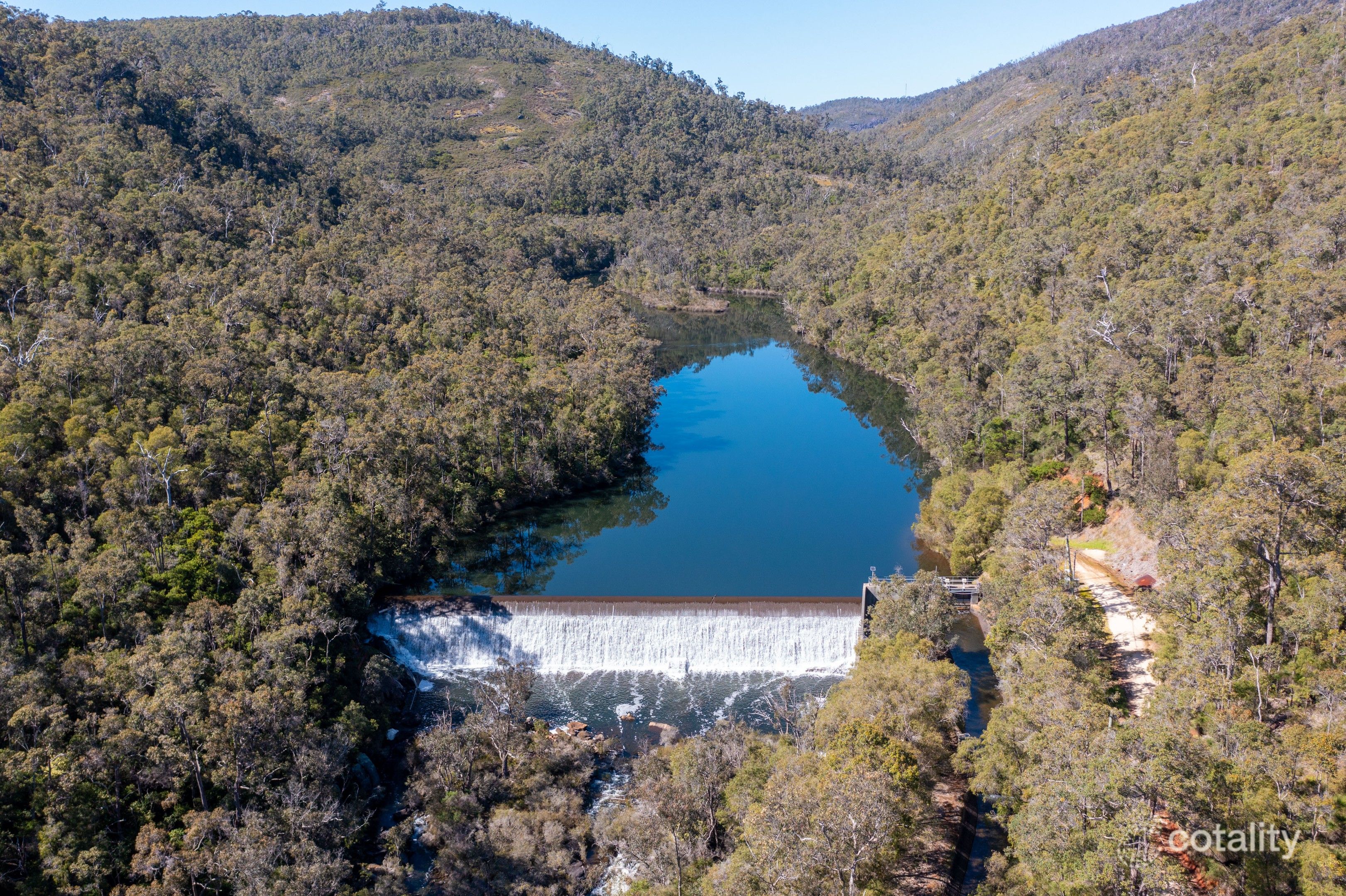 666 Collie River Rd, Burekup, WA 6227