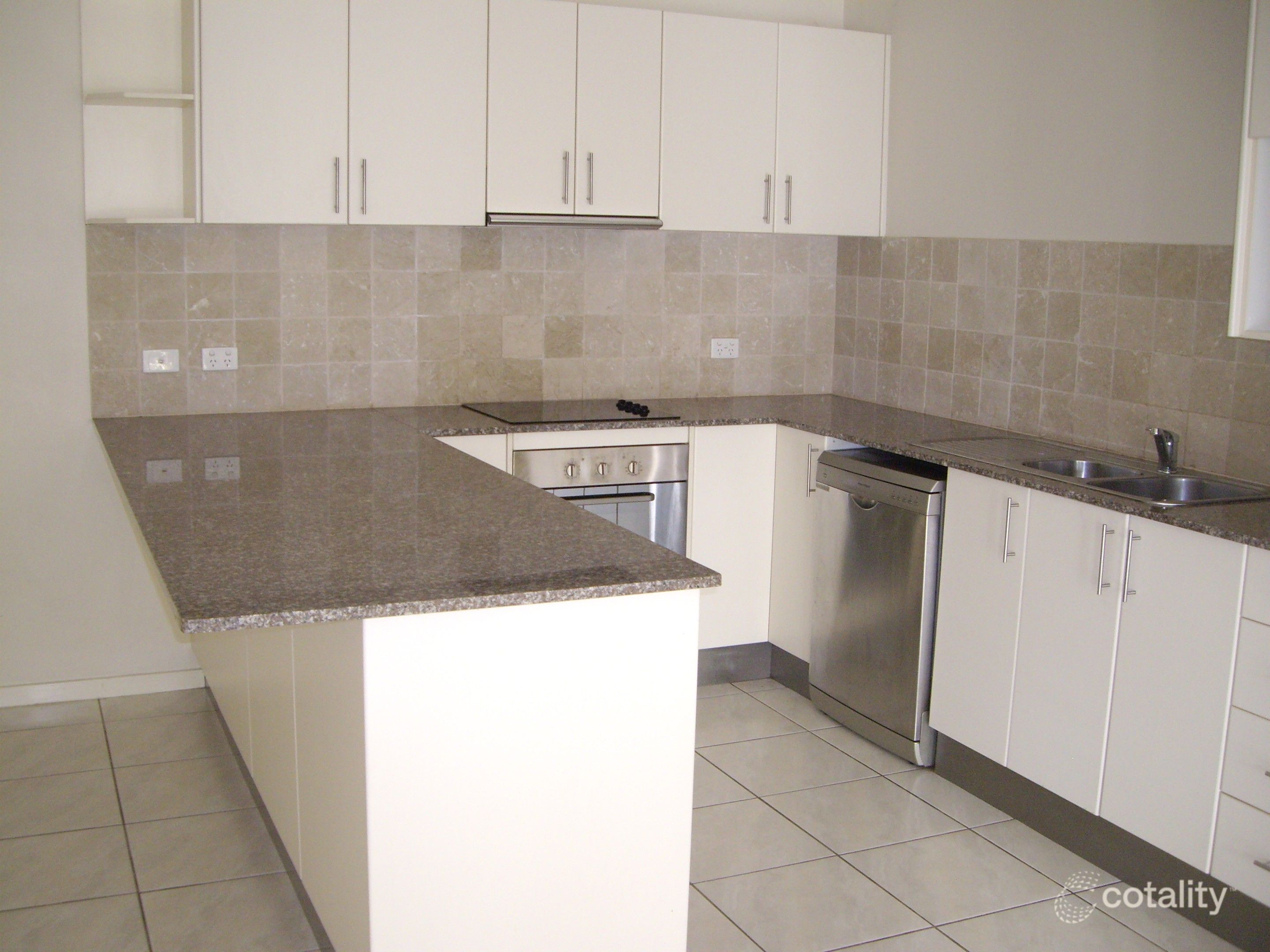 79/21 Shute Harbour Rd, Cannonvale, QLD 4802