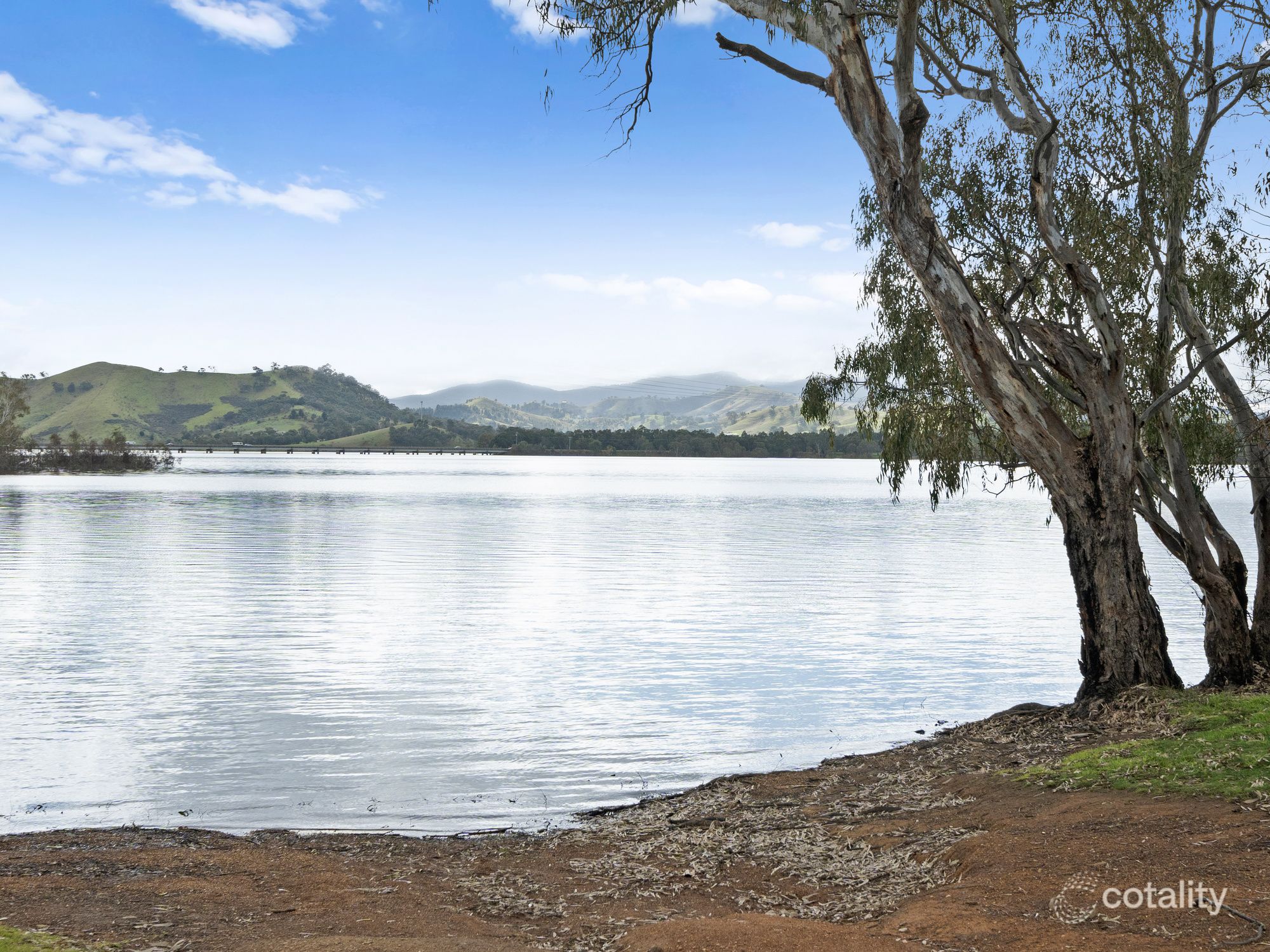 4 Dawn Cres, Bonnie Doon, VIC 3720