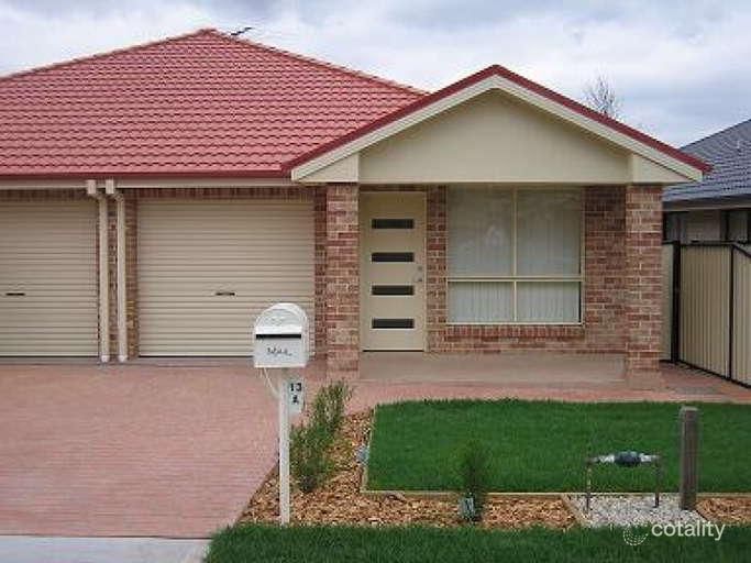 13a Matthews Ave, East Hills, NSW 2213
