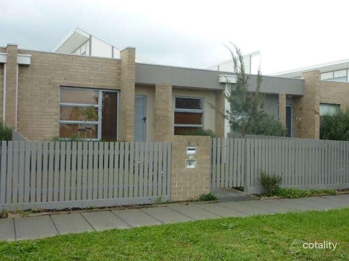 182a Paterson Dr, Lynbrook, VIC 3975