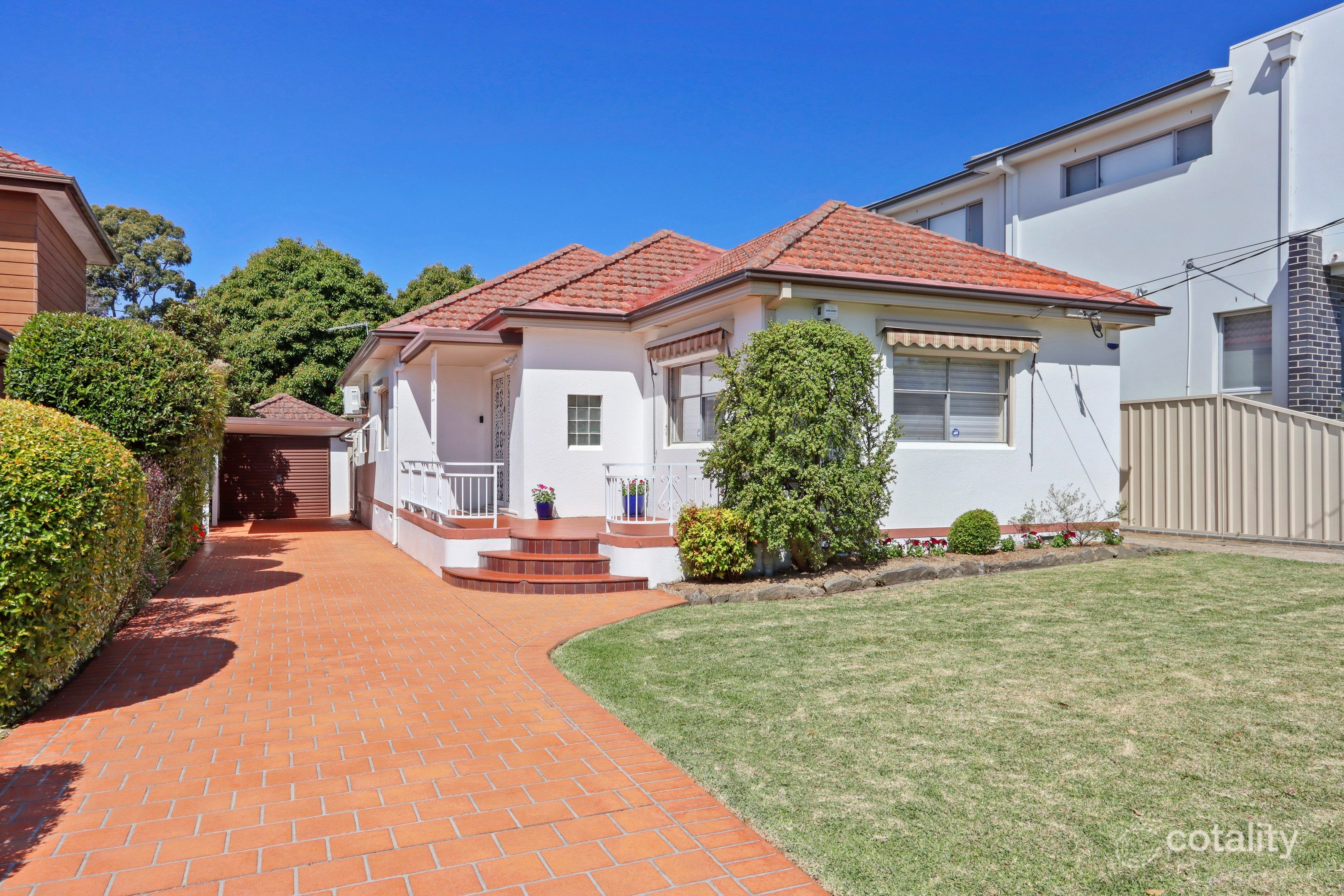 9 Westbrook St, Beverly Hills, NSW 2209