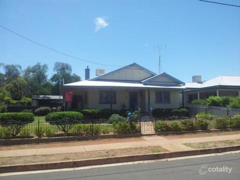 53 Caswell St, Peak Hill, NSW 2869