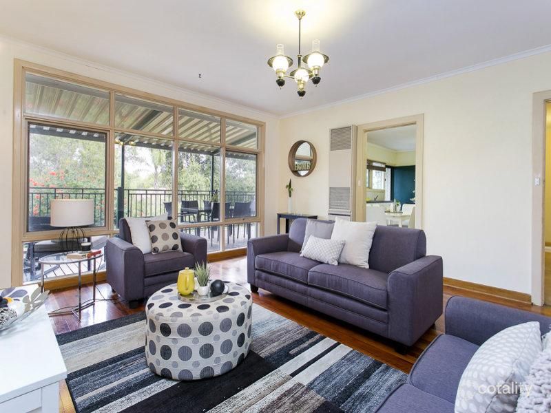 21 Greenbank Dr, Windsor Gardens, SA 5087