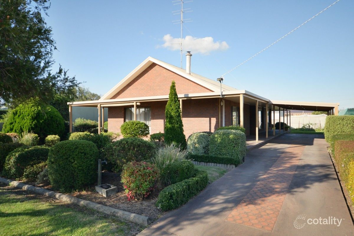 17 Garden Ave, Bairnsdale, VIC 3875
