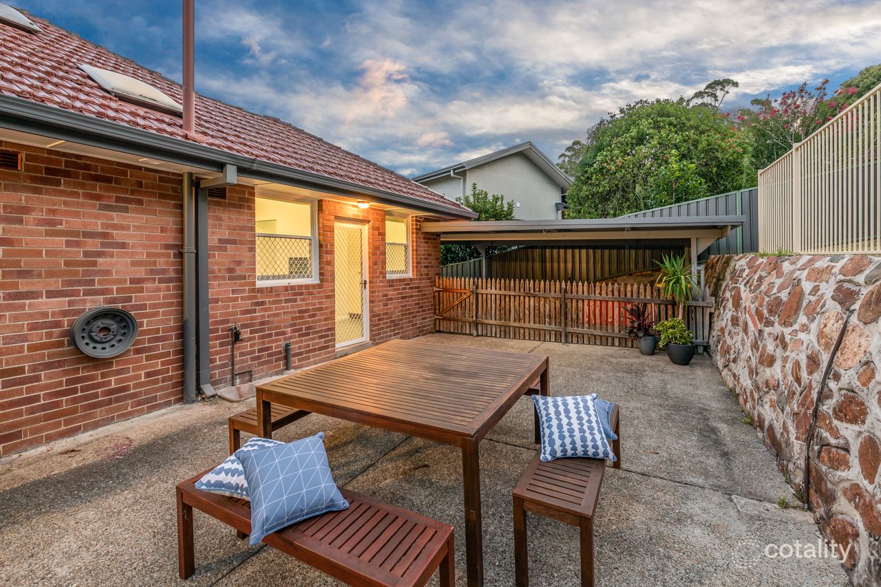 18 Randall Pde, Adamstown Heights, NSW 2289