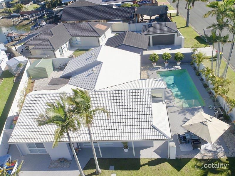 1 Nautilus Pl, Biggera Waters, QLD 4216