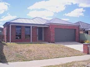 8 Debono Dr, Miners Rest, VIC 3352