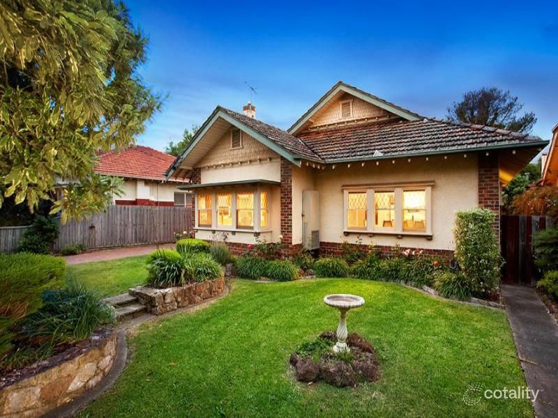 13 Manor Gr, Caulfield North, VIC 3161