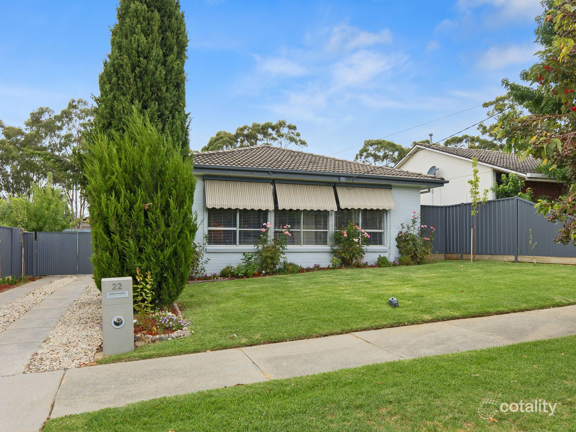 22 Martindale Cres, Seymour, VIC 3660