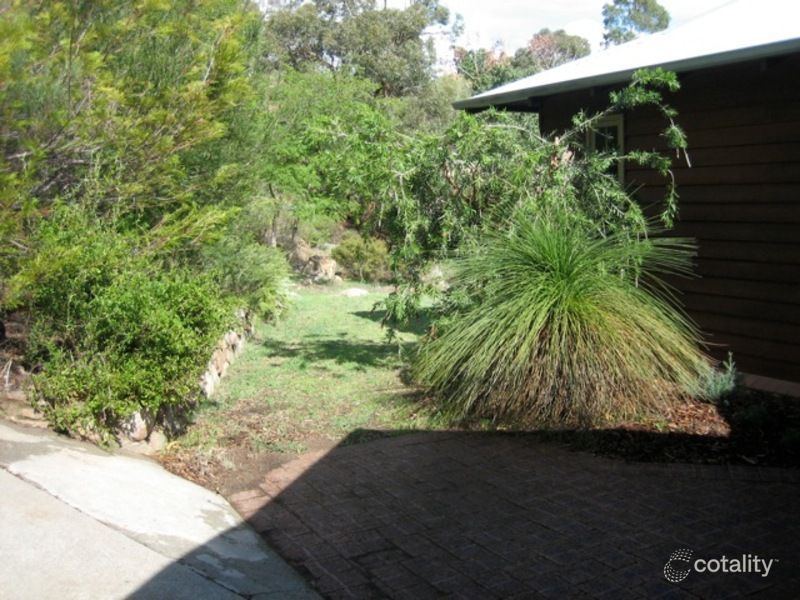 31 Nangana Way, Kalamunda, WA 6076