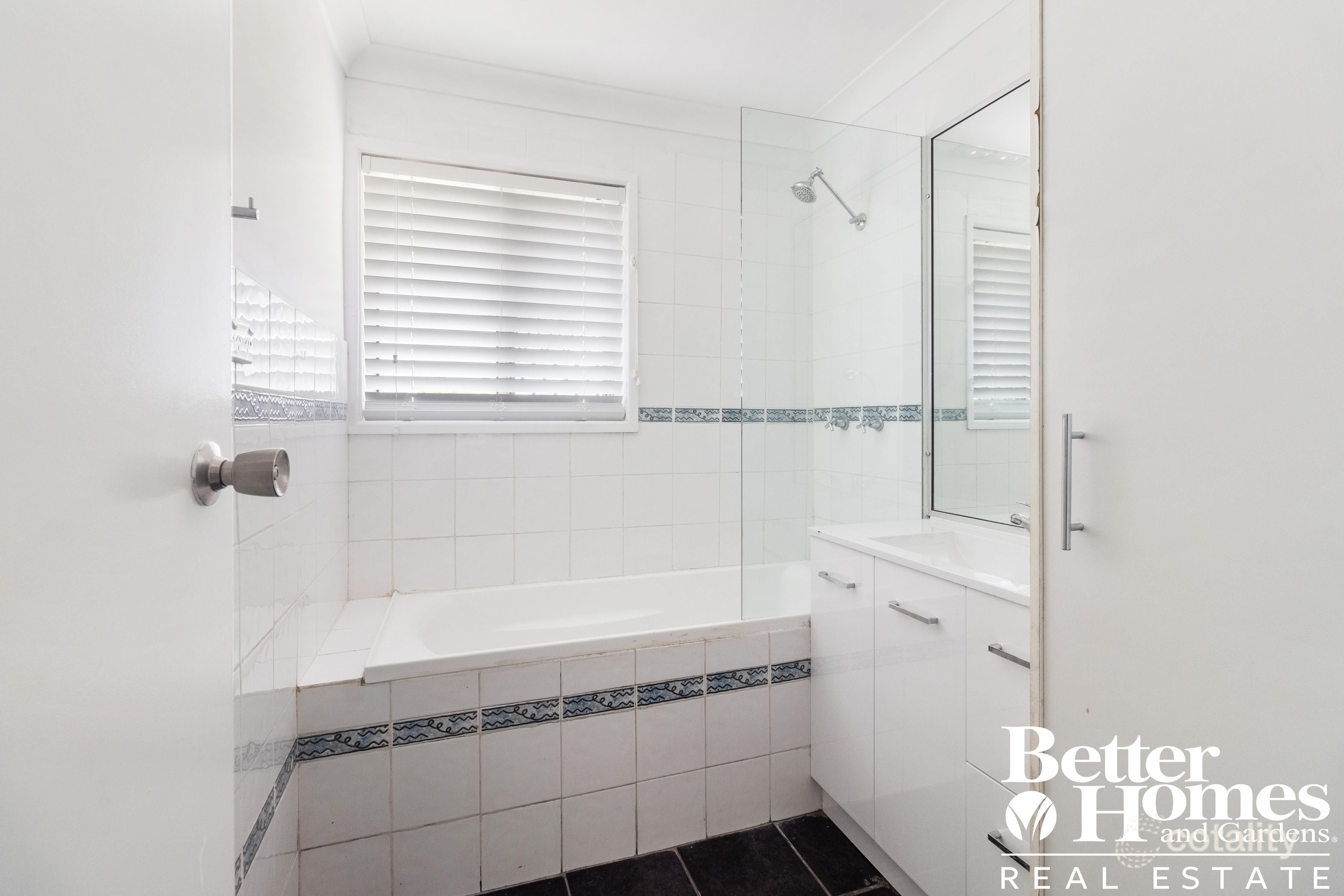 111 Pine Camp Rd, Beerwah, QLD 4519