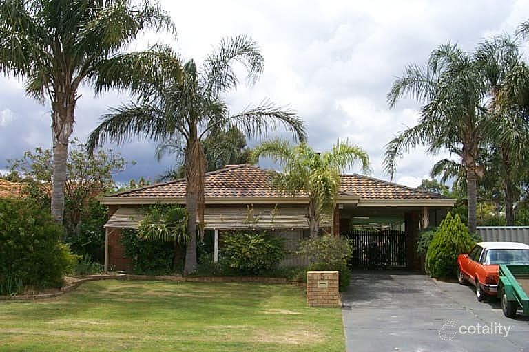 5 Cable Cl, Seville Grove, WA 6112
