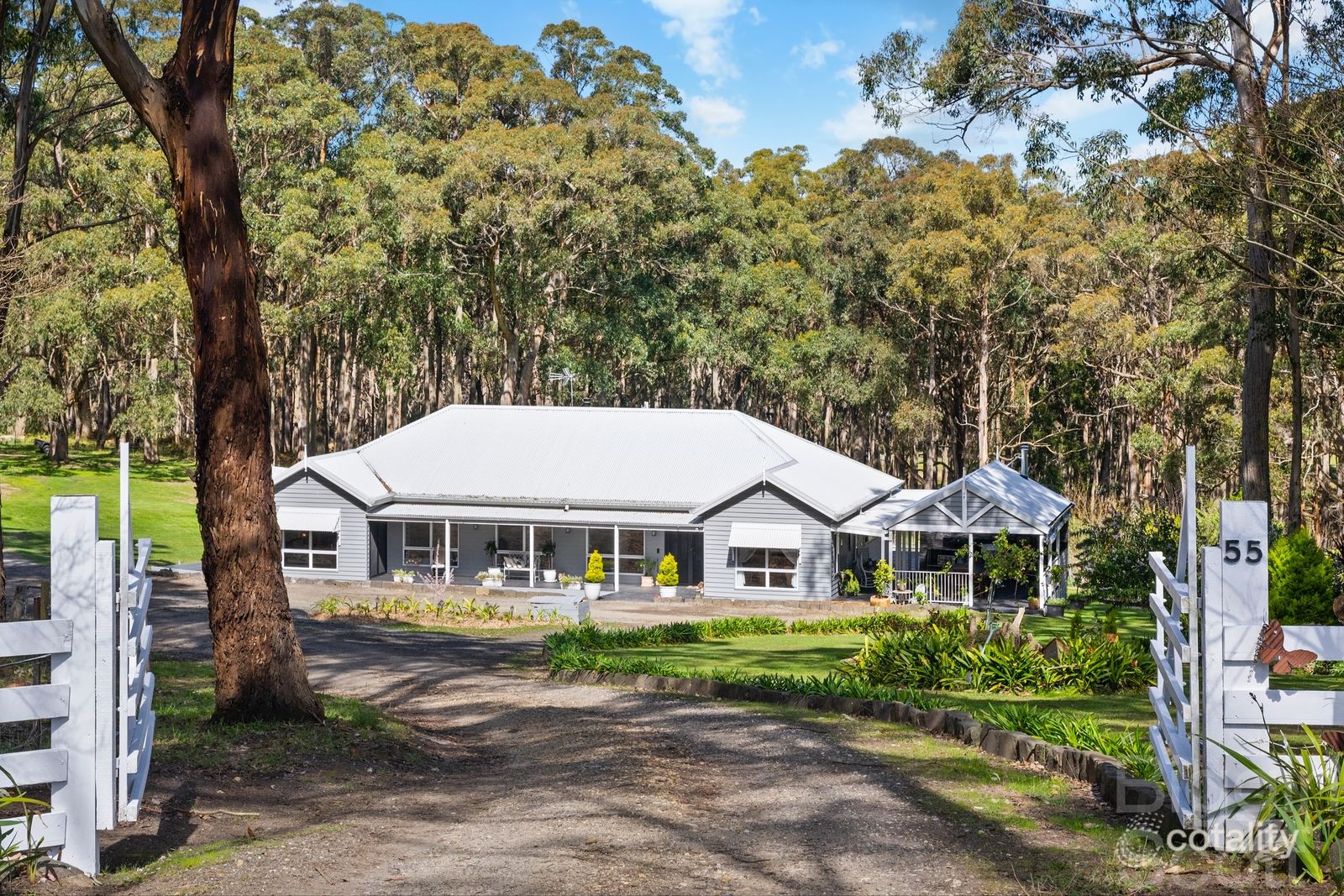 55 Sexton Ct, Gordon, VIC 3345