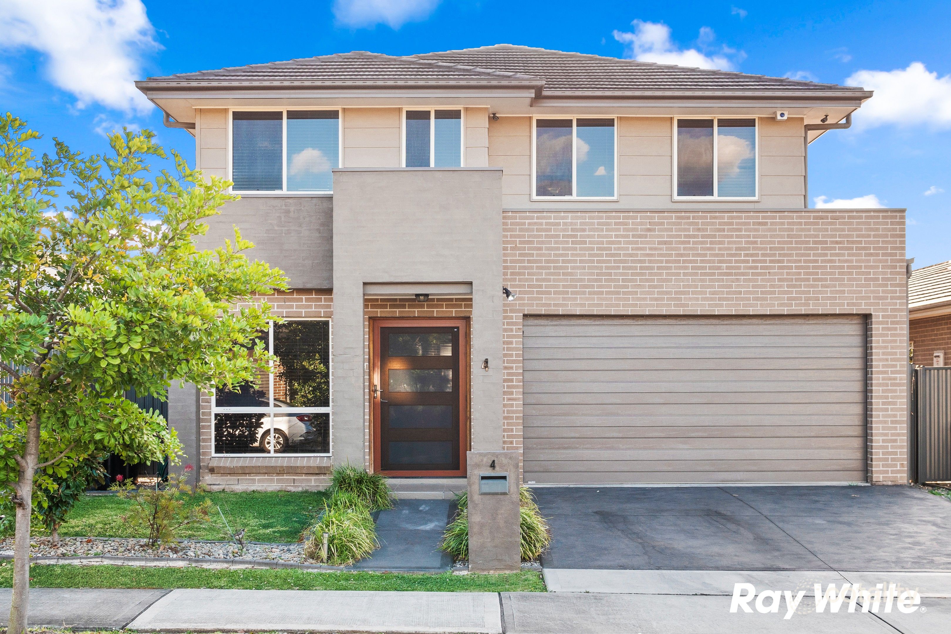 4 Protea Way, Jordan Springs, NSW 2747