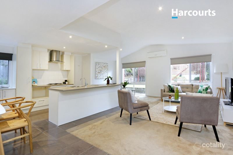 4 Omuna Ct, Safety Beach, VIC 3936