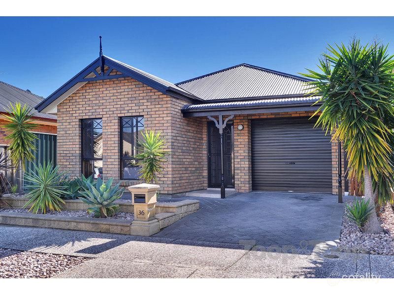 36 Mallard Cres, Mawson Lakes, SA 5095