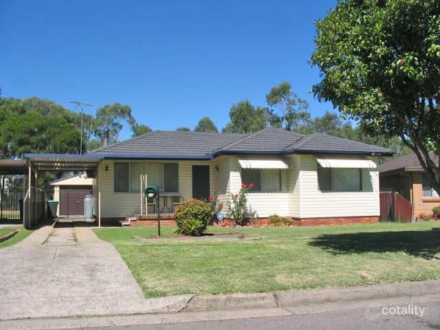 15 Maygar Cl, Milperra, NSW 2214