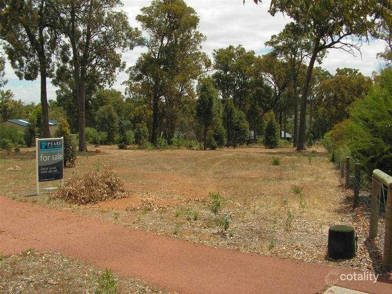 31 Marginata Pde, Jarrahdale, WA 6124