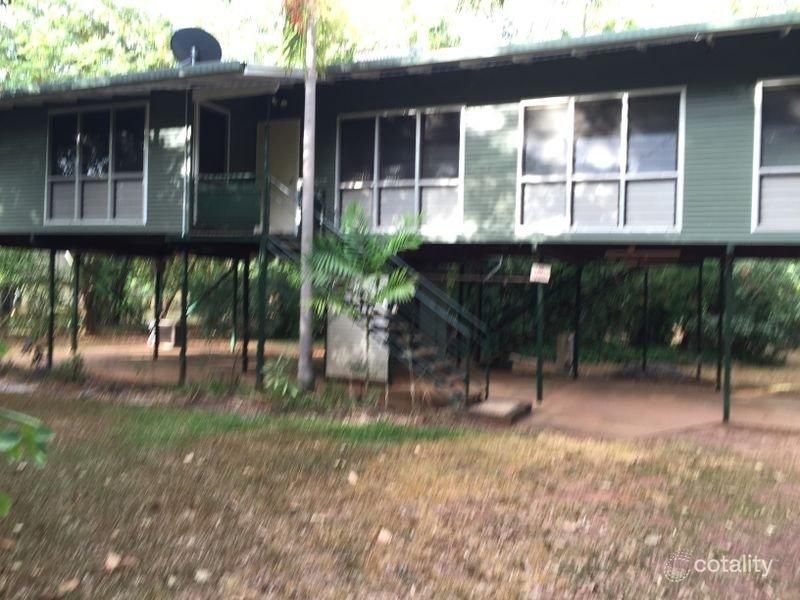15 Cameron Rd, Batchelor, NT 0845