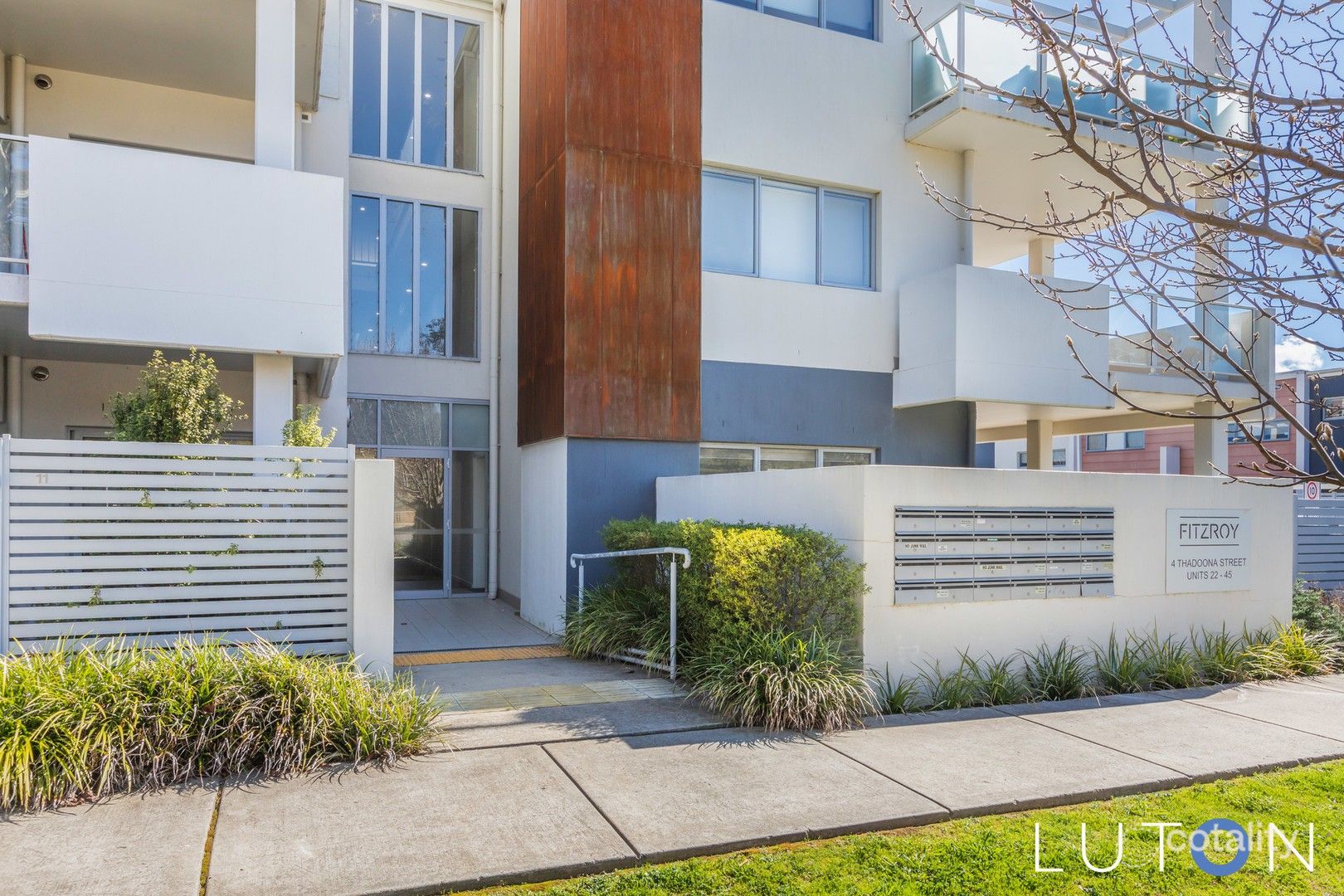 7/4 Thadoona St, Crace, ACT 2911