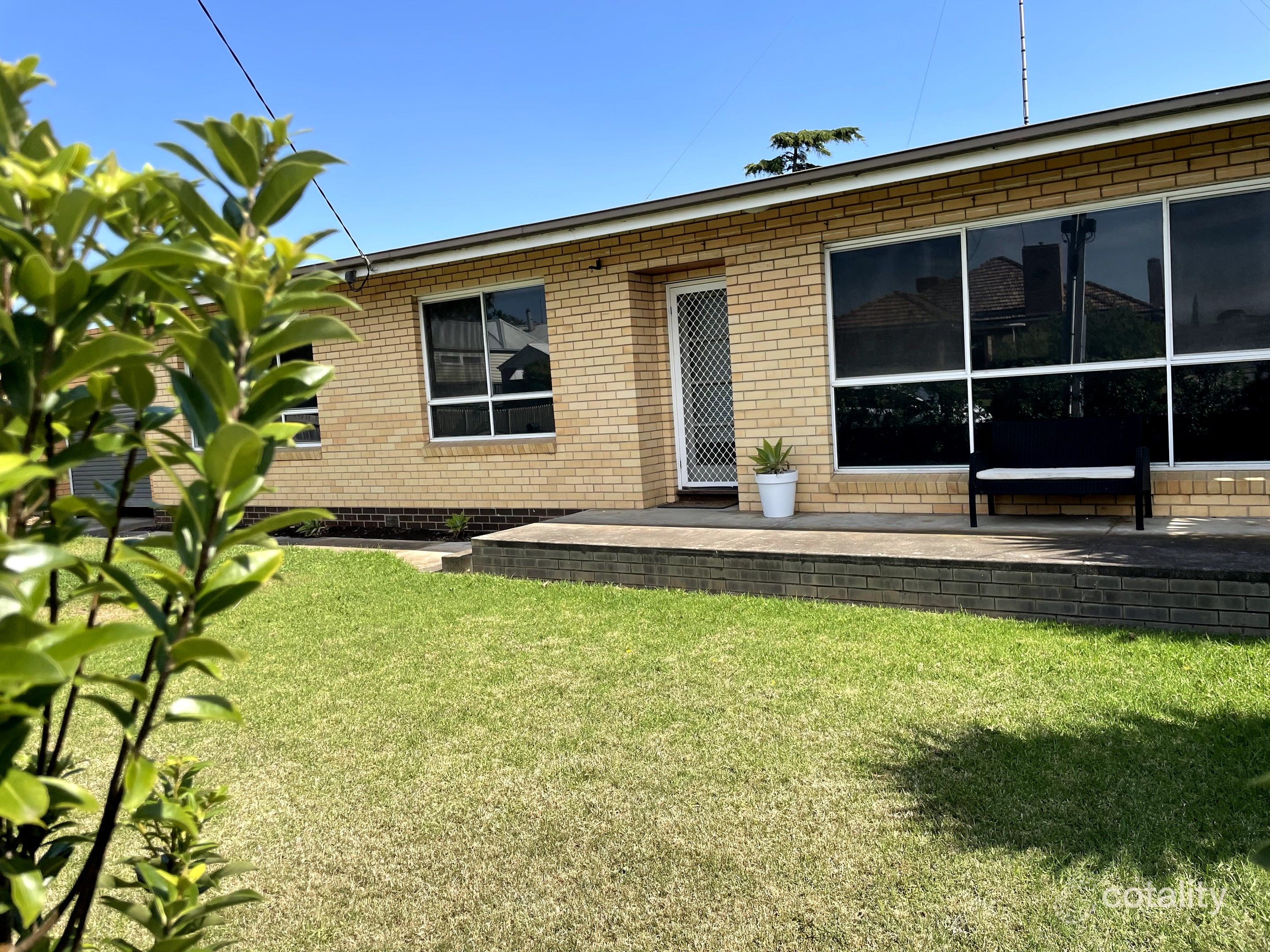 12 Elizabeth St, St Albans Park, VIC 3219